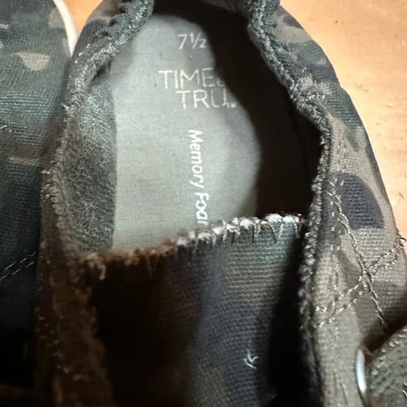 Time True Camo Sneakers - Picture 4 of 5